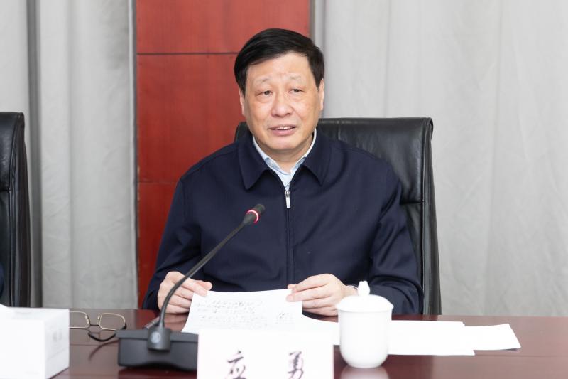 上海市长实地走访 强调救治管控入沪三个重点